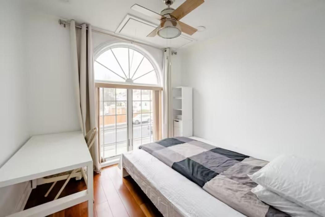 Luxury Hotel-Style Room In Queens, Нью-Йорк Екстер'єр фото